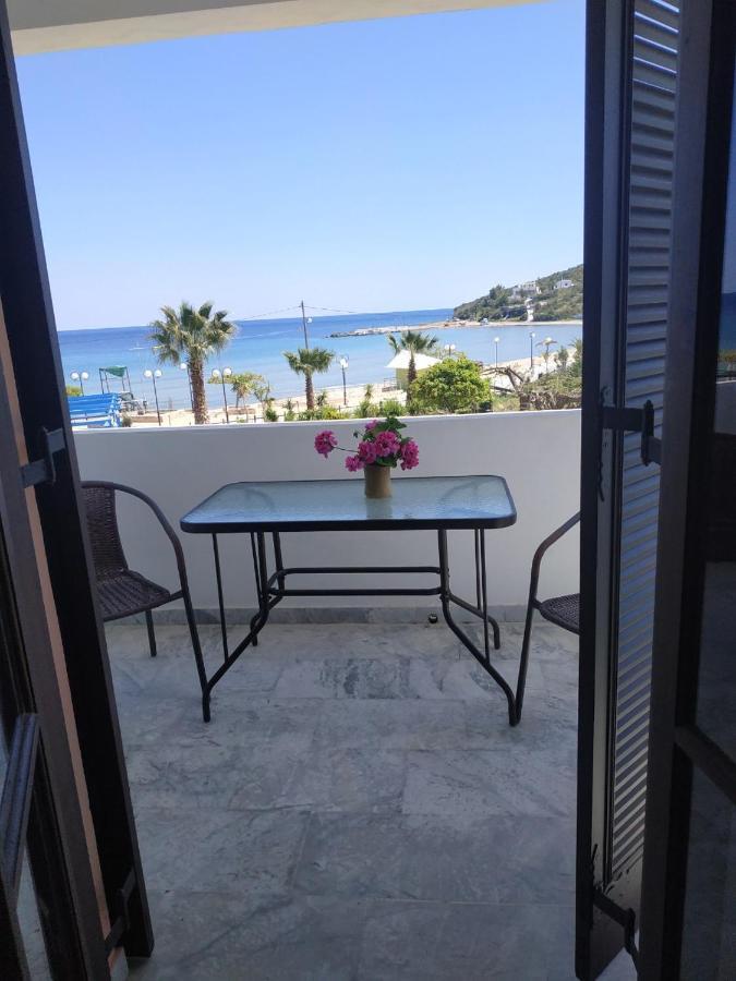 Παραθαλασσια Στουντιο Μιχαλιας Sea View Studio Michalias Agia Marina  Exterior foto